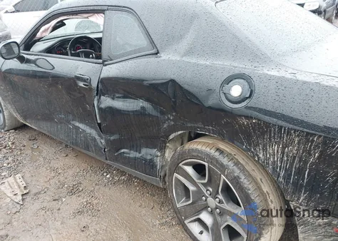 2017 Dodge Challenger Sxt из США, поврежденный, VIN 2C3CDZAG0HH584817